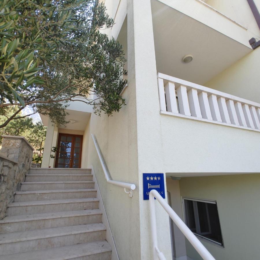 Apartments Villa Cizmic Baška Voda المظهر الخارجي الصورة