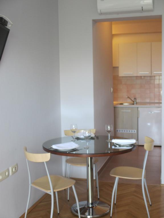Apartments Villa Cizmic Baška Voda الغرفة الصورة