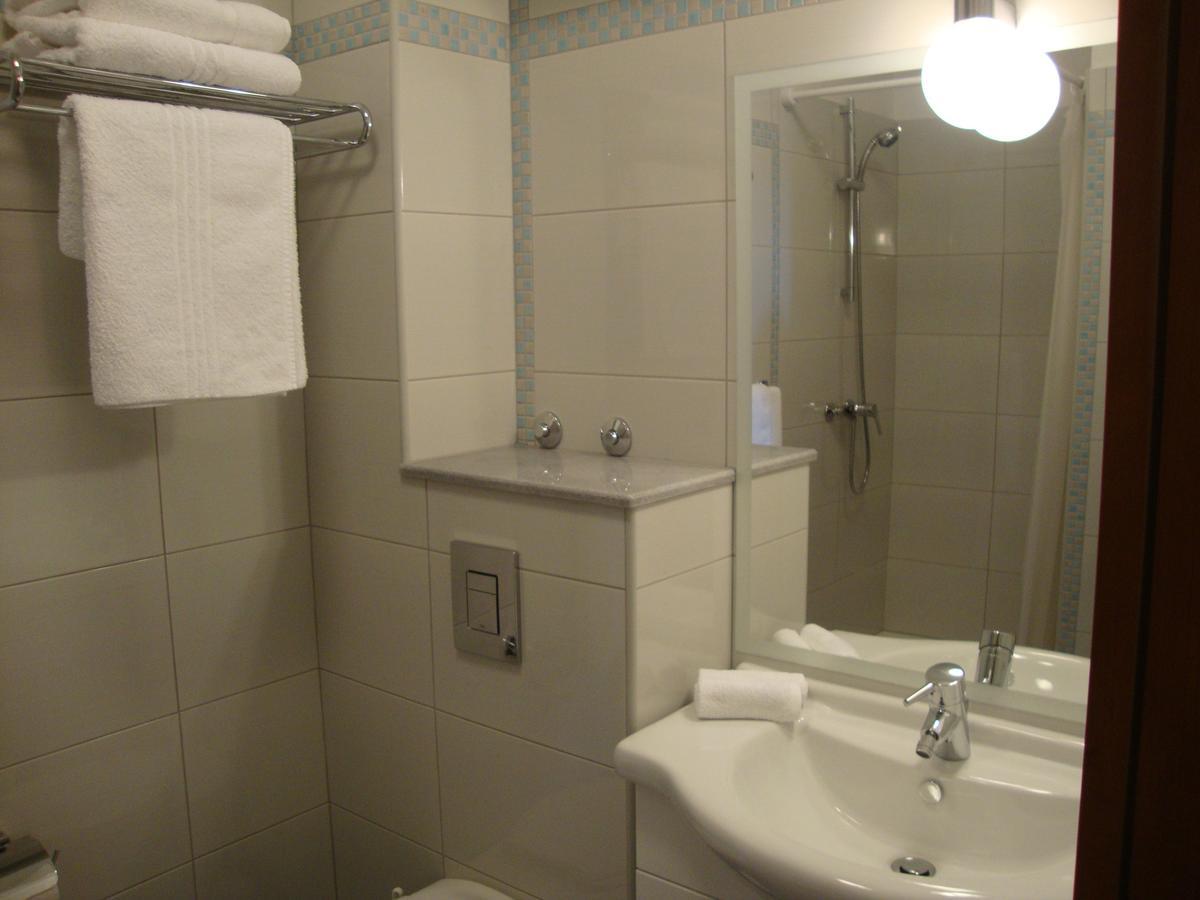 Apartments Villa Cizmic Baška Voda المظهر الخارجي الصورة
