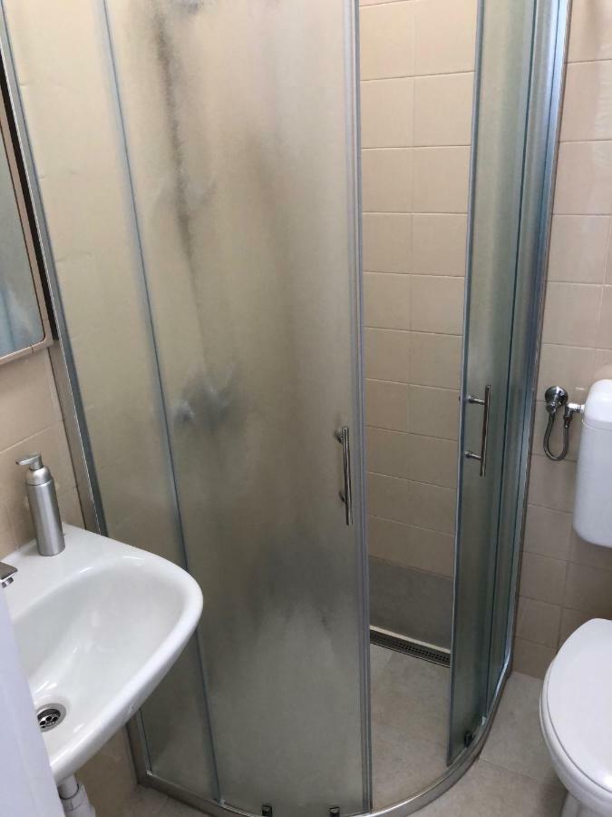 Apartments Villa Cizmic Baška Voda المظهر الخارجي الصورة
